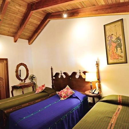 Hotel Candelaria Антигуа-Гватемала Экстерьер фото