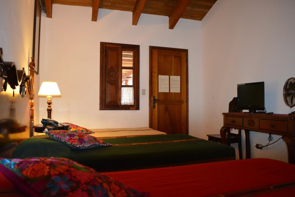 Hotel Candelaria Антигуа-Гватемала Экстерьер фото